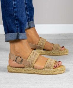 Alpargata plana Valeria Cuero.