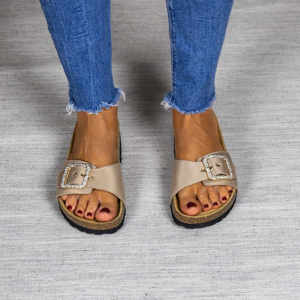 BioAlbaTaupe1 Calzado bio de mujer modelo Alba color taupe con suela confortable Maretas